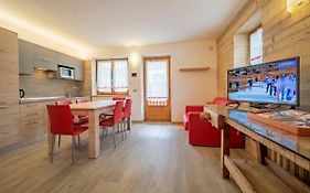 Leveron Apartments